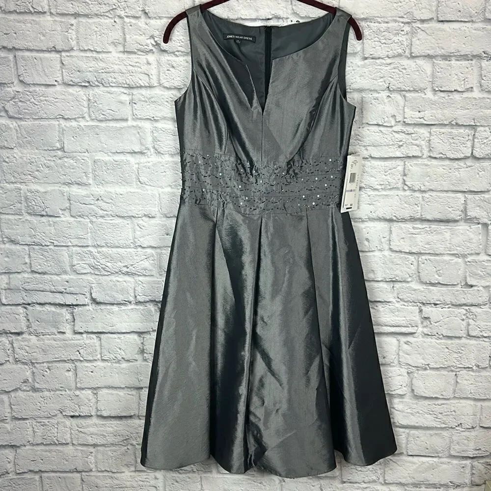 Jones Wear Dress Size 6 Gray Satin Formal Midi Dress NWT